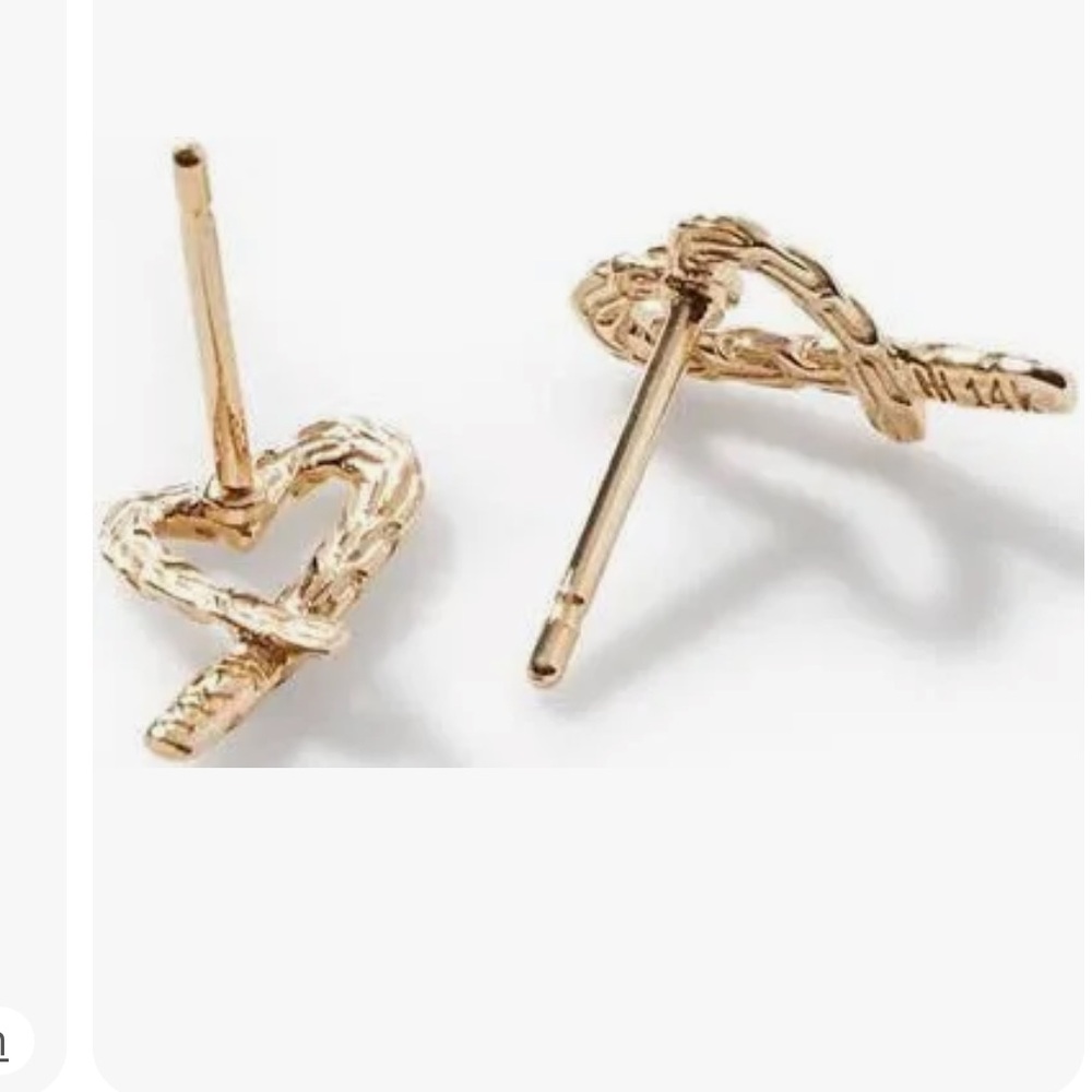 John Hardy Gold Classic Chain Heart Earrings - Picture 3 of 3